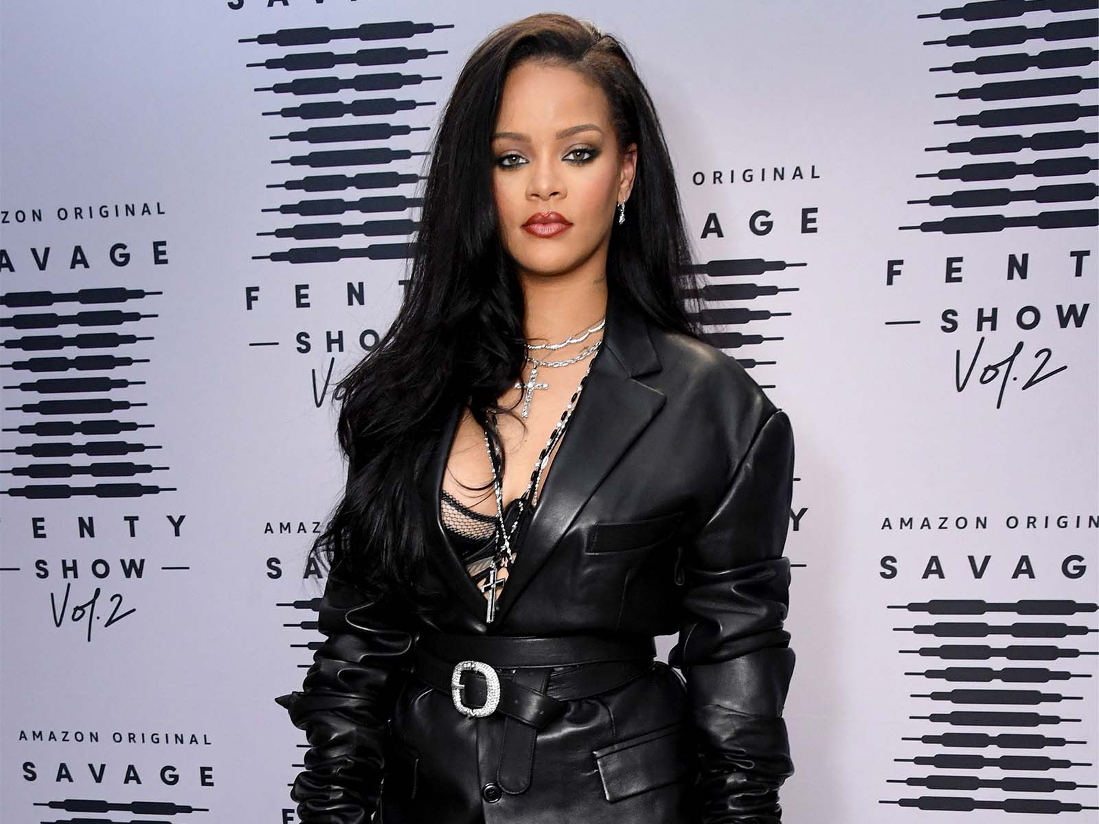 Rihanna prepara su salida a bolsa con Savage X Fenty