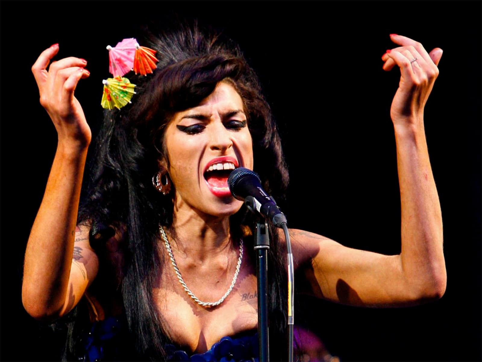 El set list que tocó Amy Winehouse en Glastonbury 2007 ahora en vinilo