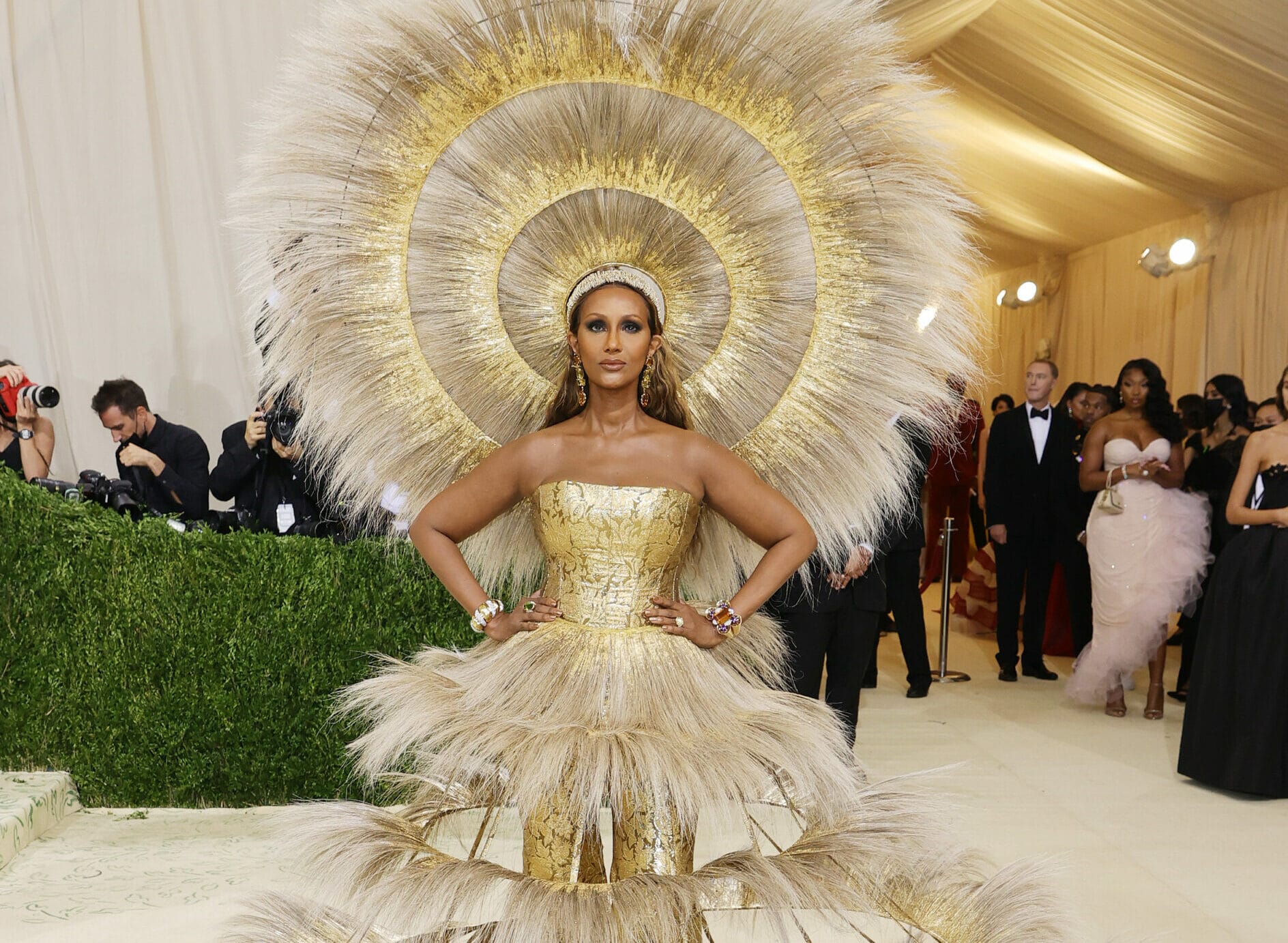 Gilded Glamour El dress code de la Met Gala 2022