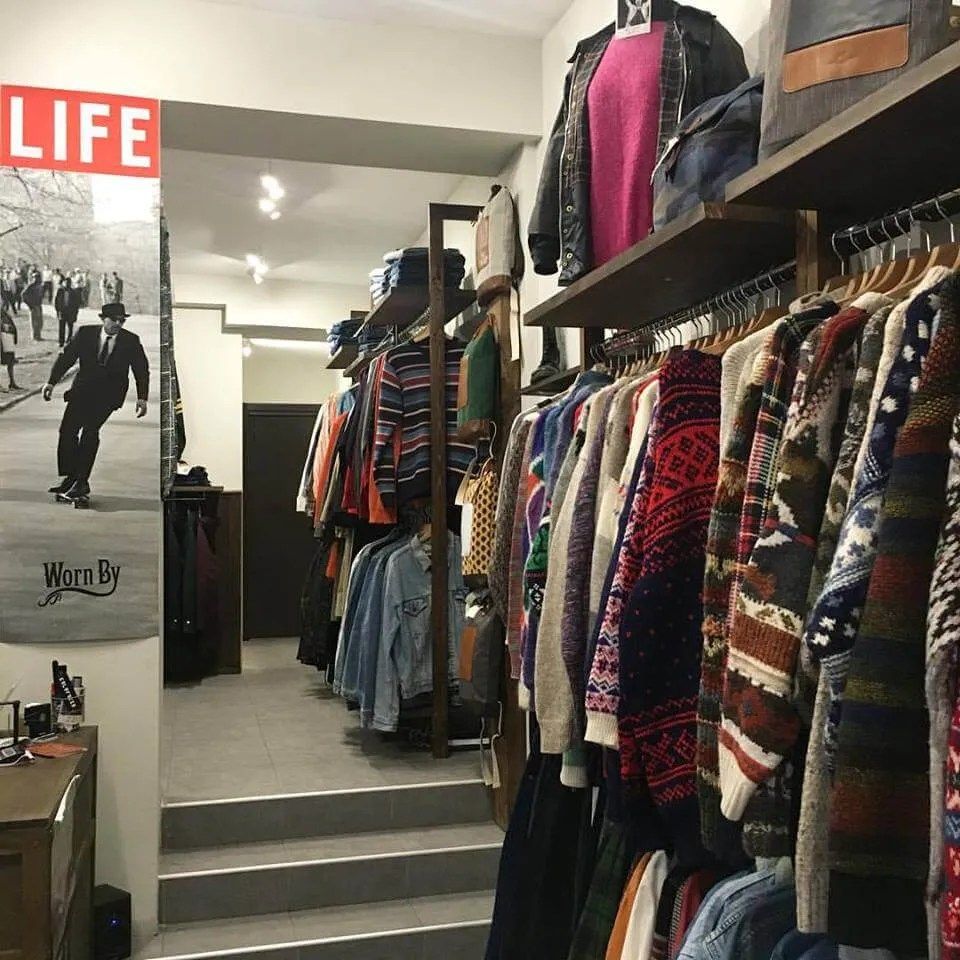 Cool vintage stores hot sale near me