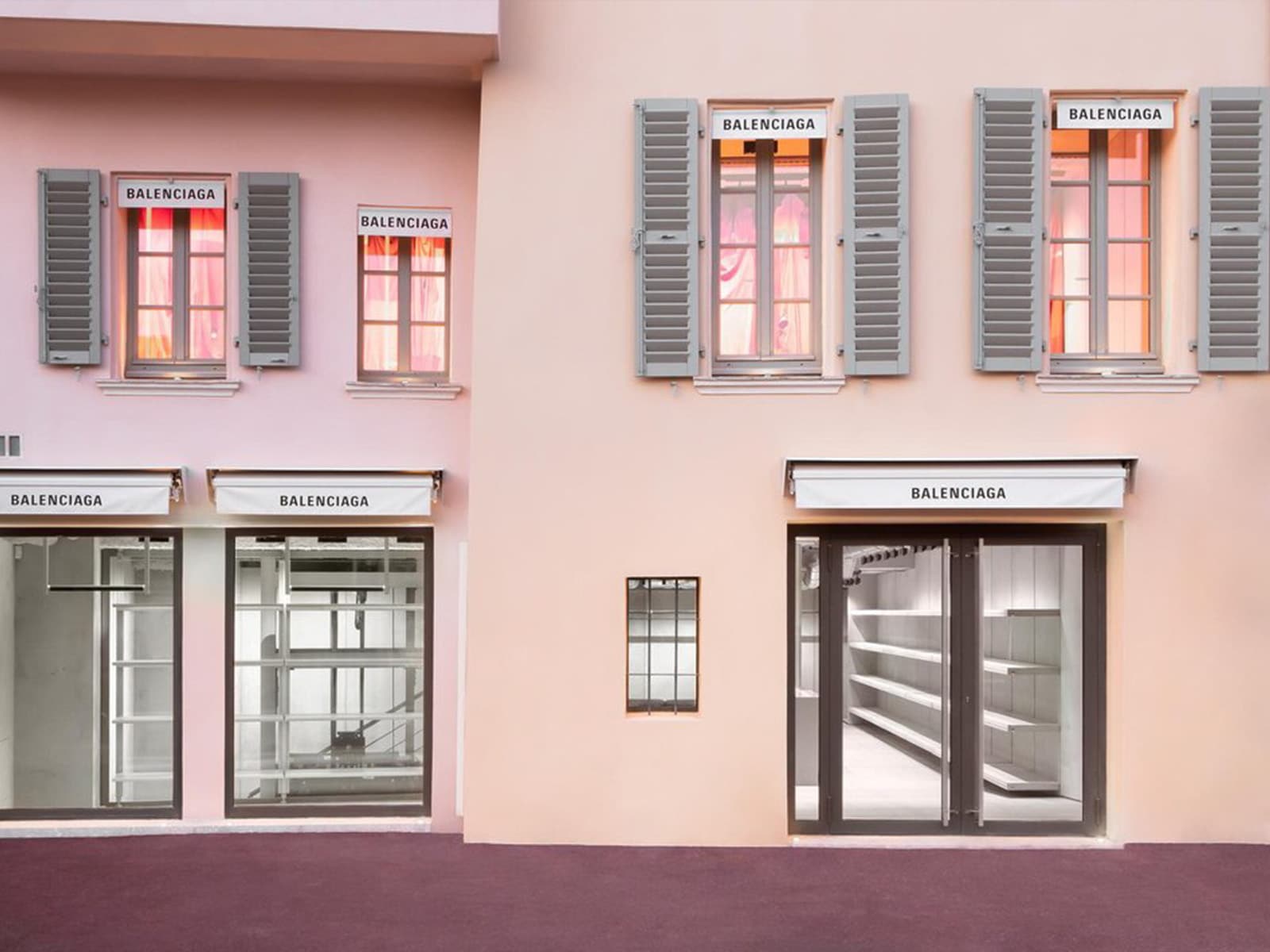 Balenciaga abre una pop-up en Saint Tropez