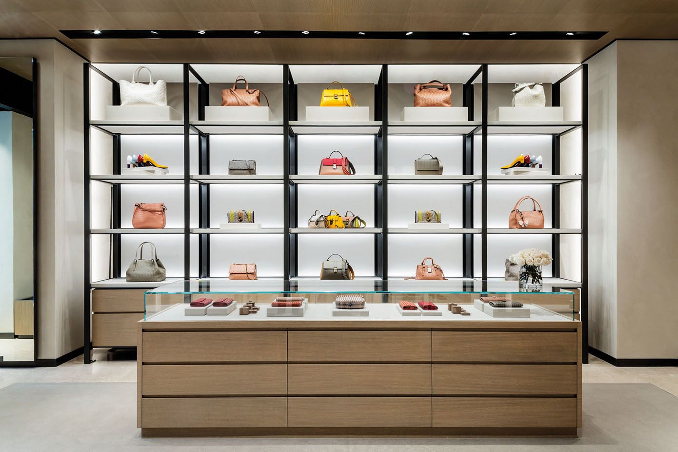 Bottega Veneta eliminates sales and creates its own resale