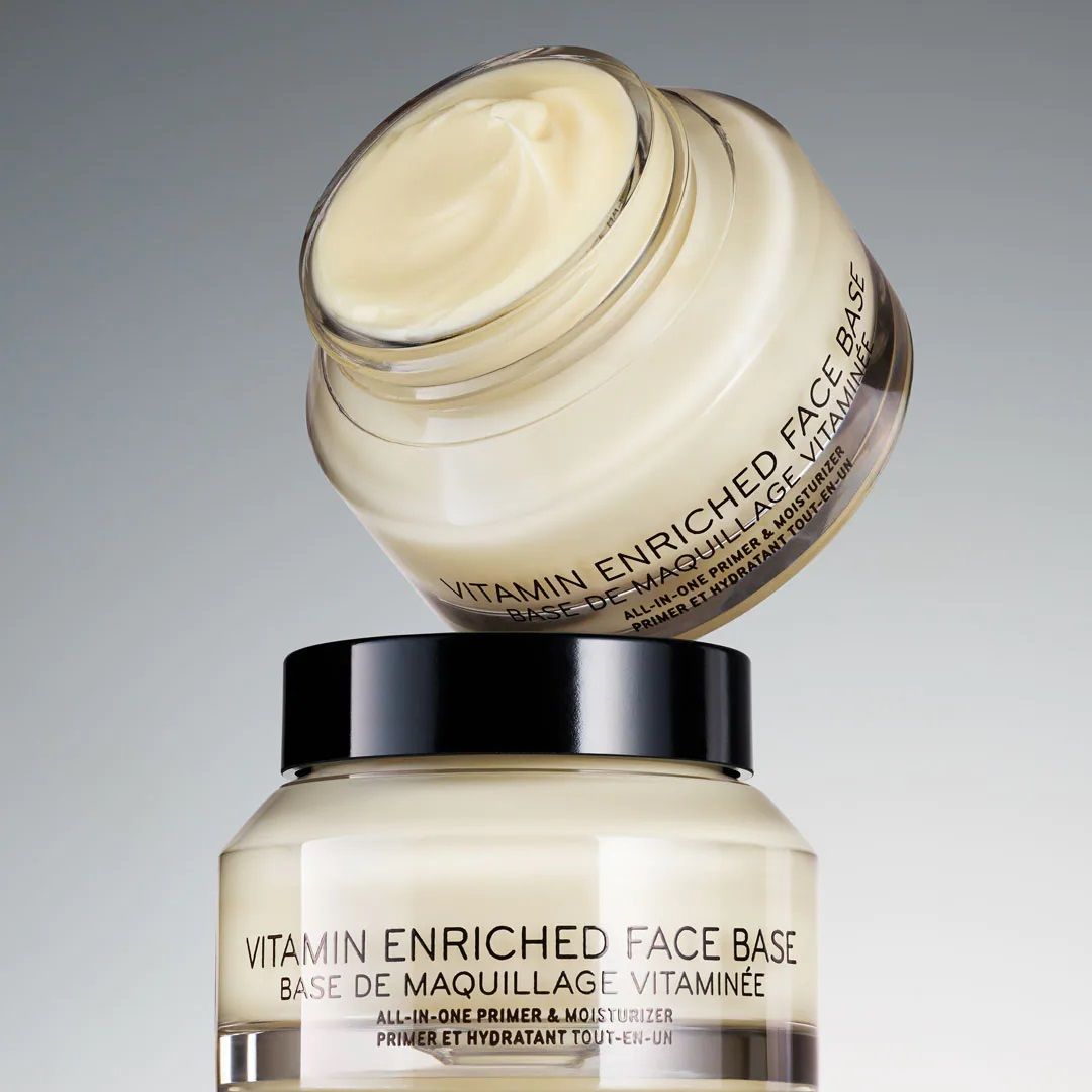 With this make-up base your skin will look more hydrated - HIGHXTAR.