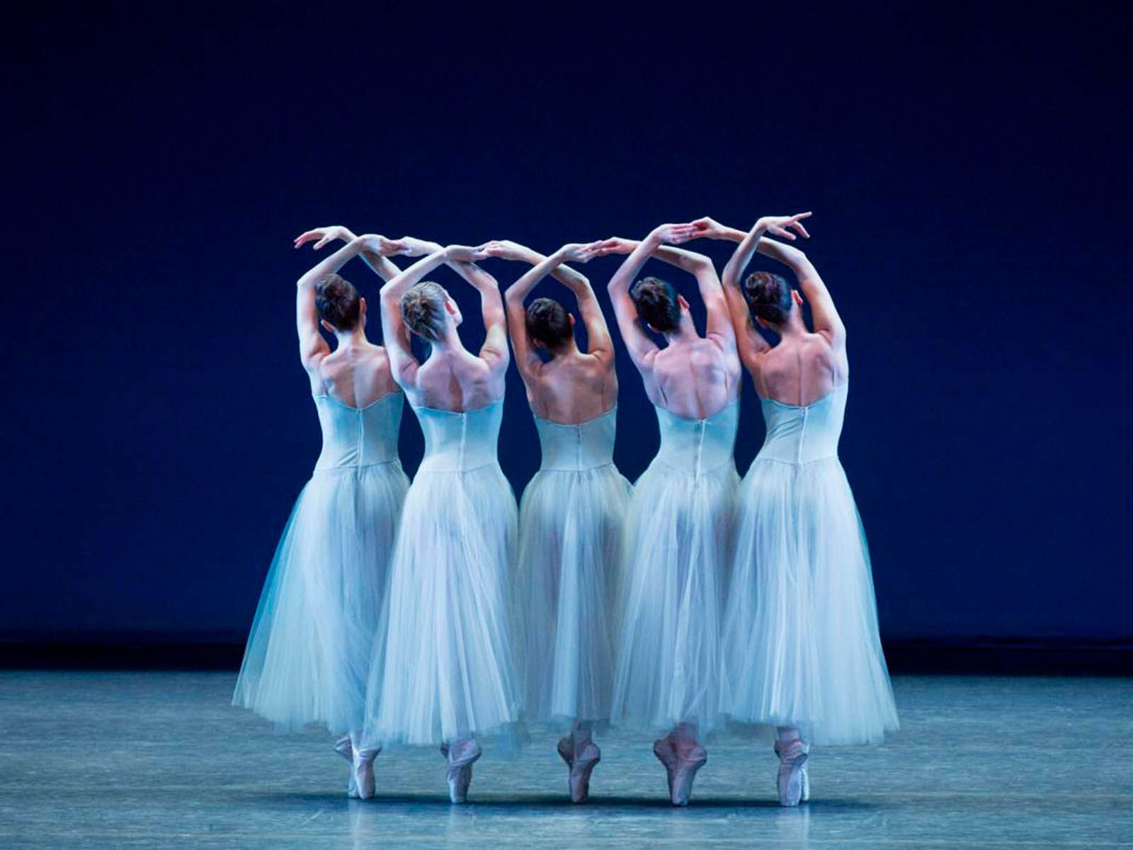 Palomo Spain to design costumes for the New York City Ballet