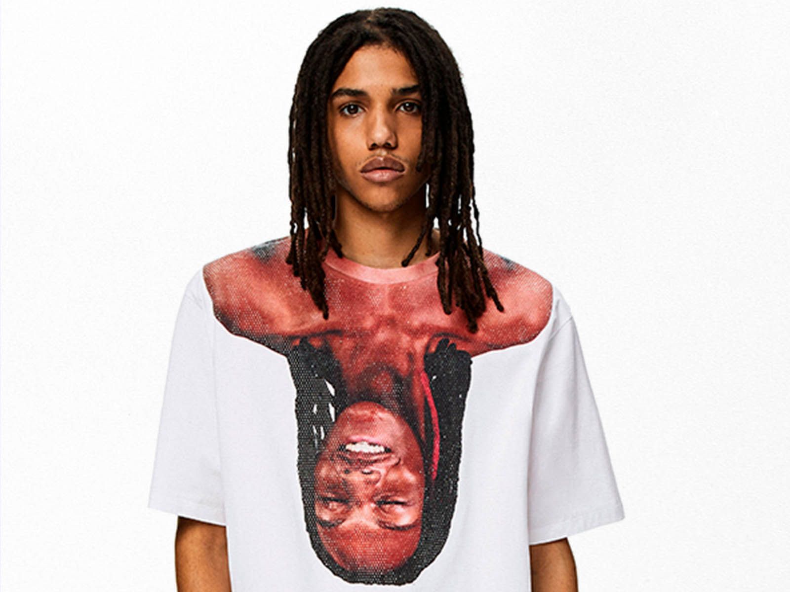You can now buy the Crystal Face by Loewe FW22 T-shirt