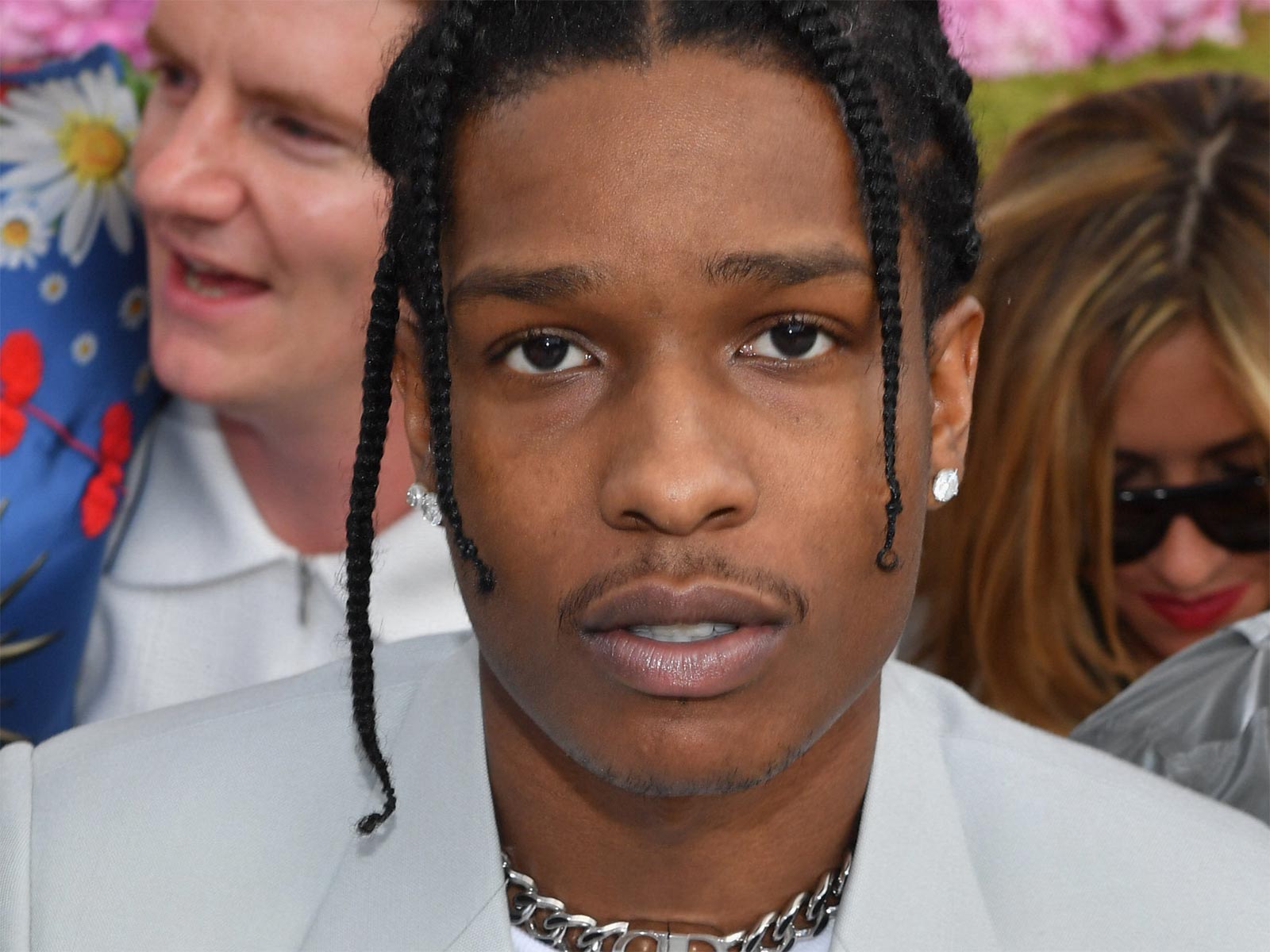 A$AP Rocky es acusado de un delito de agresión con arma de fuego