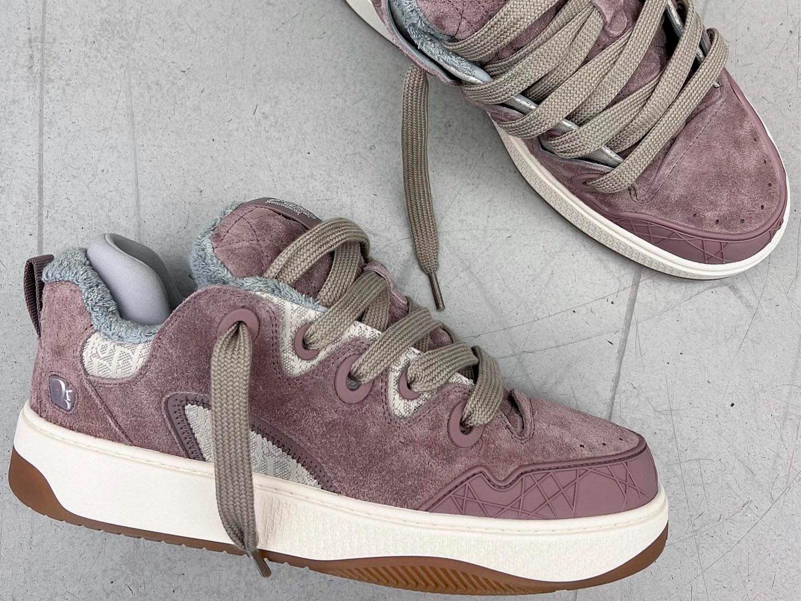 More details about the ERL x Dior B9S Skate