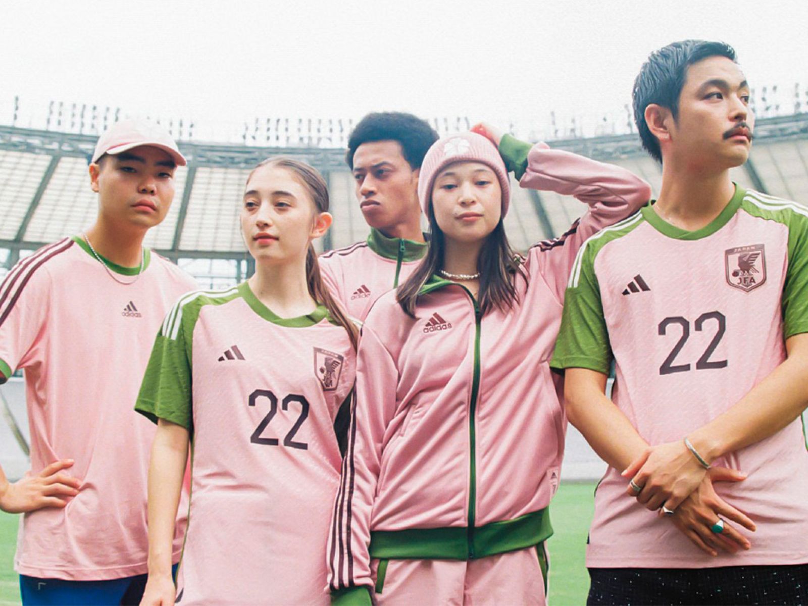 NIGO y adidas diseñan la equipación de la selección japonesa de fútbol