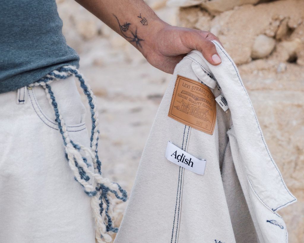 Levi's® combines its iconic pieces with traditional Palestinian Adish  tailoring techniques - HIGHXTAR.