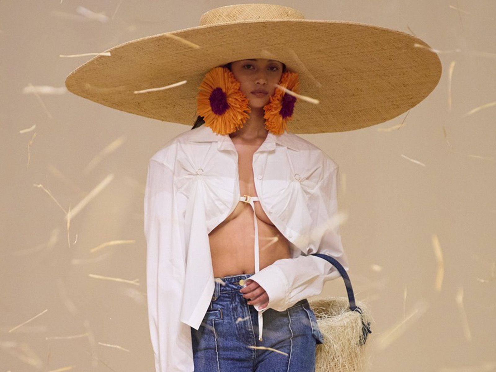 Jacquemus “LE RAPHIA” SS23: the last show… of the year