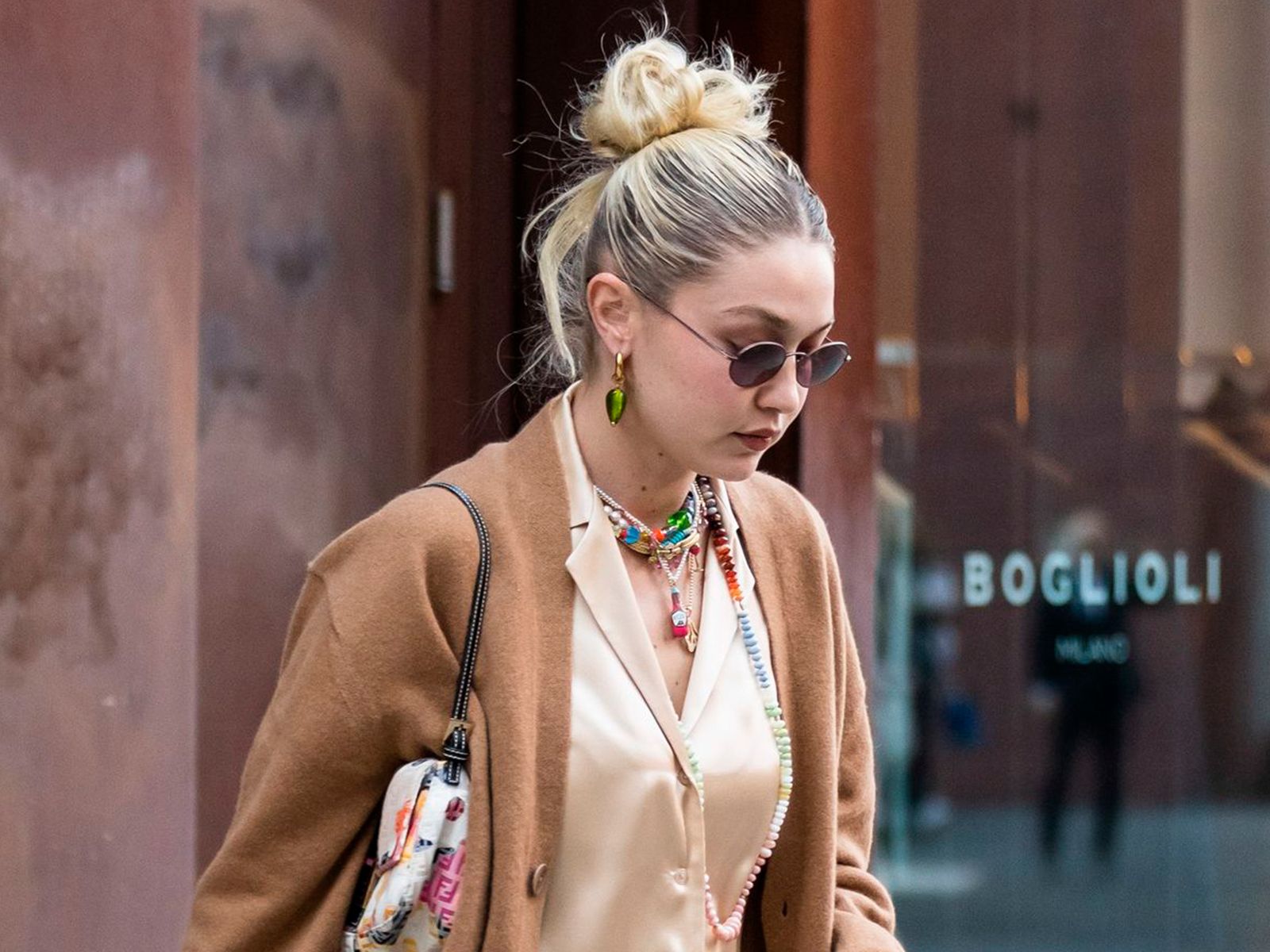 https://highxtar.com/wp-content/uploads/2022/12/gigi-hadid-is-seen-in-noho-on-november-03-2022-in-new-york-news-photo-destacada1.jpg