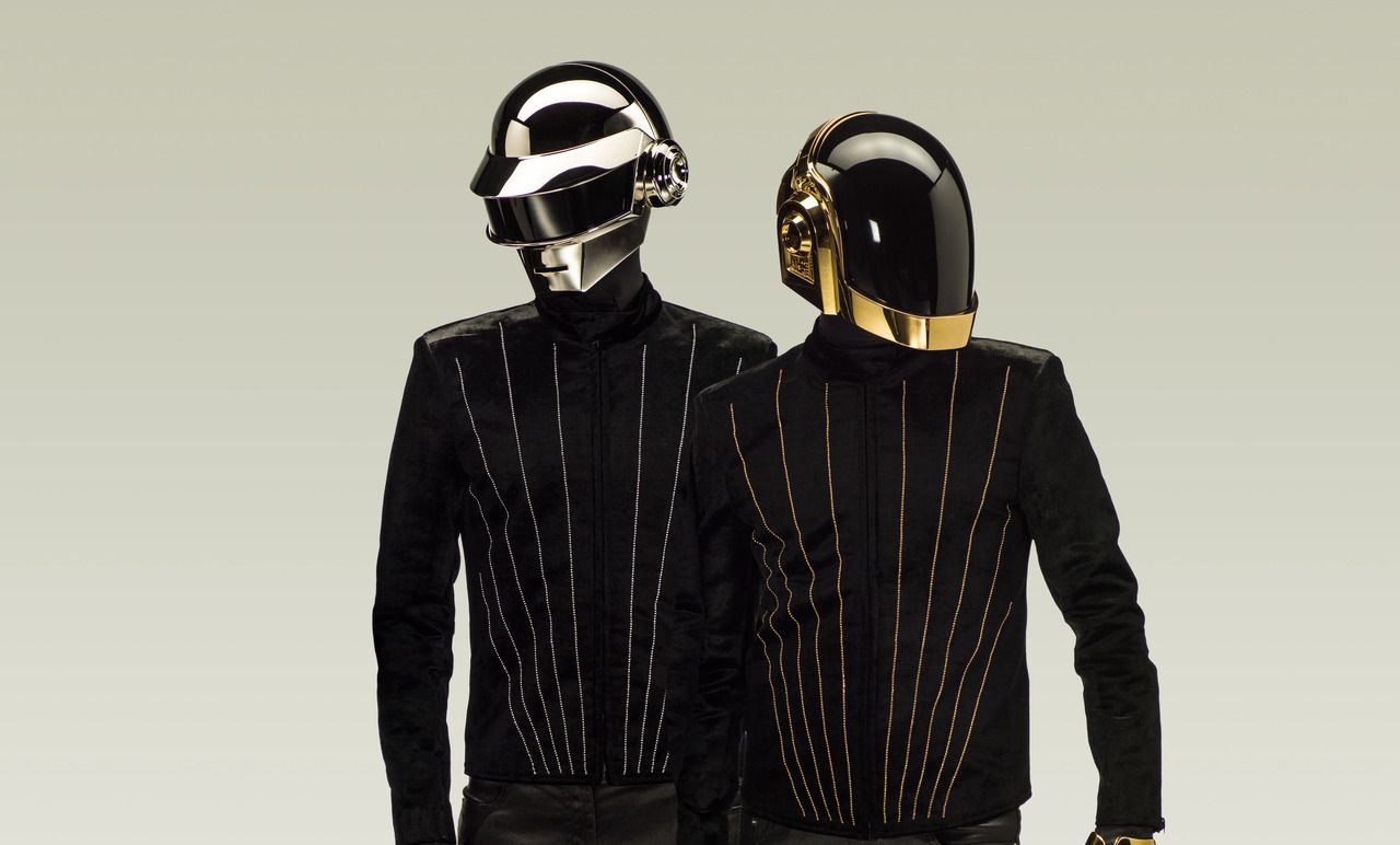 Daft Punk hace público un inédito donde interpreta 'Rollin' & Scratching' sin cascos - HIGHXTAR.