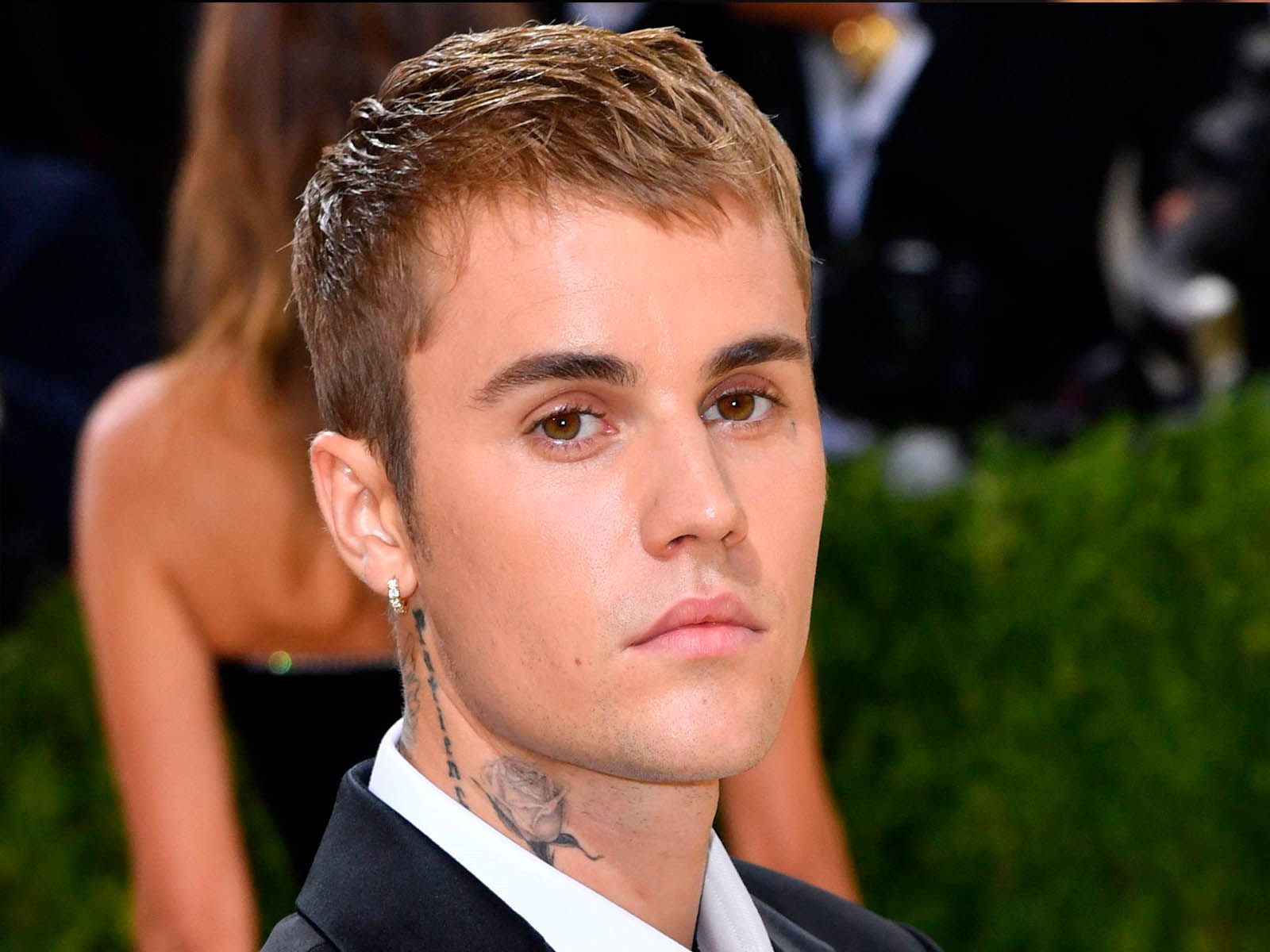 Justin Bieber carga contra H&M: «No compréis esa basura»