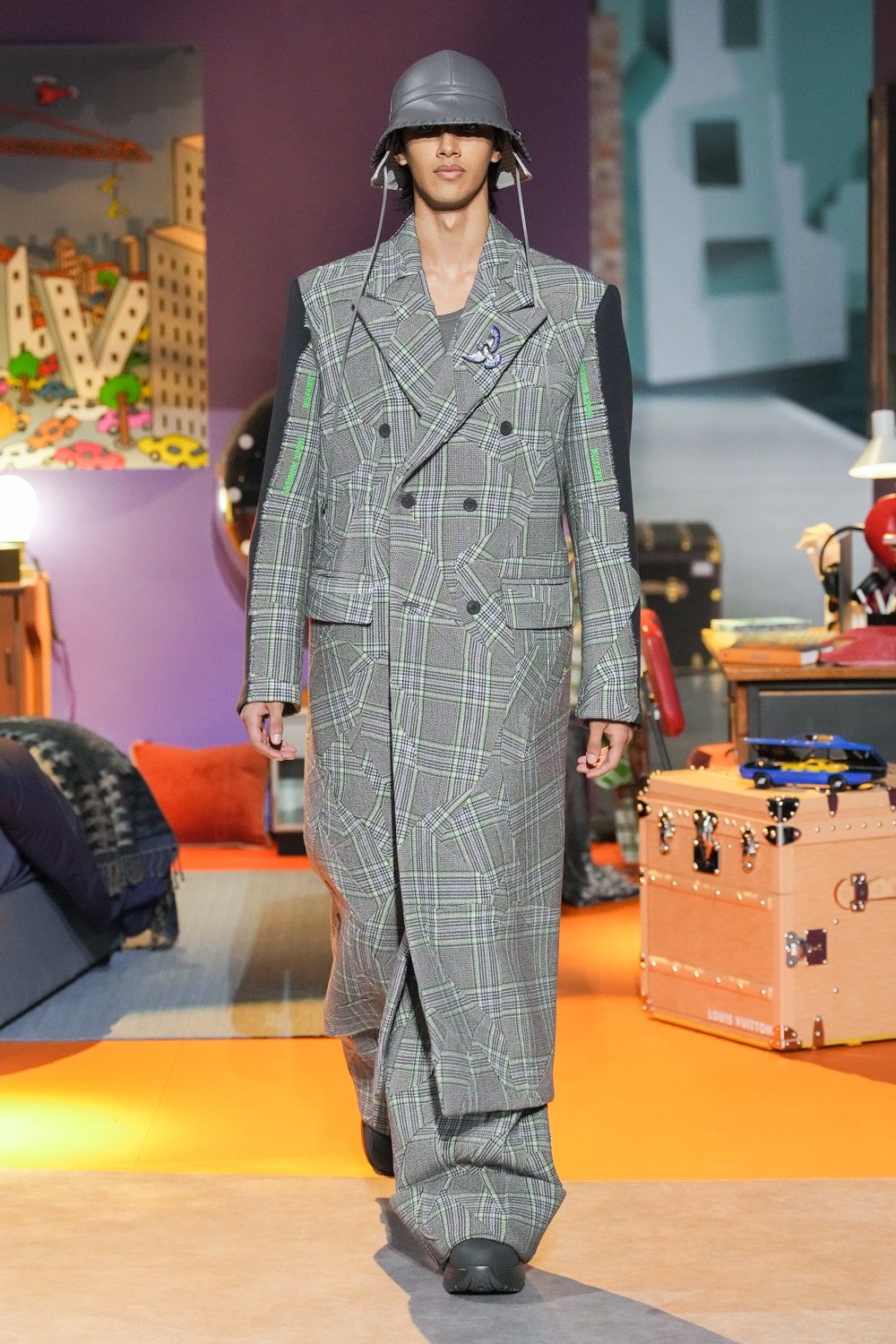 Louis Vuitton taps Colm Dillane for Fall/Winter 2023 Paris Fashion Week