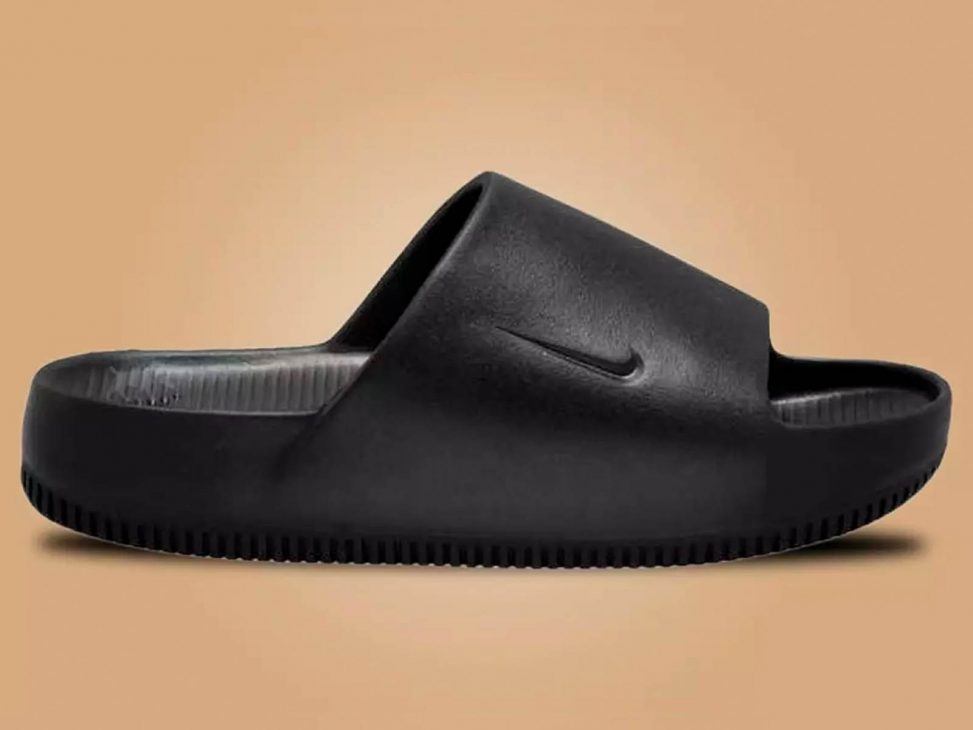 Escandaloso Teoría establecida Contable Las Nike Calm Slide: ¿una copia de las Yeezy Slide? - HIGHXTAR.