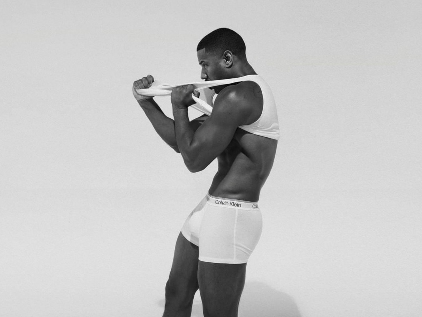 Michael B. Jordan protagoniza la última campaña de Calvin Klein
