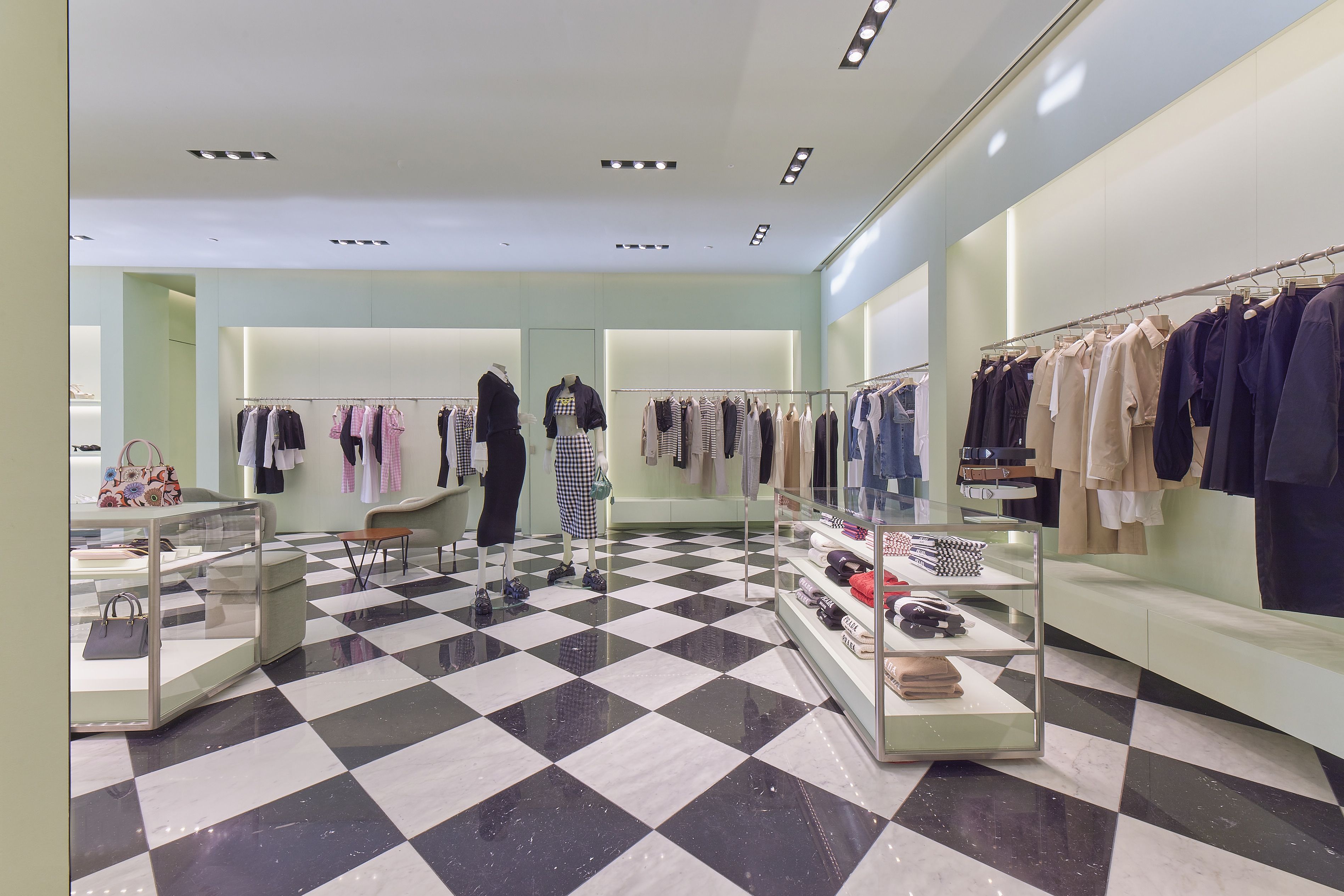 All about the new Prada boutique located at ECI Castellana - HIGHXTAR.
