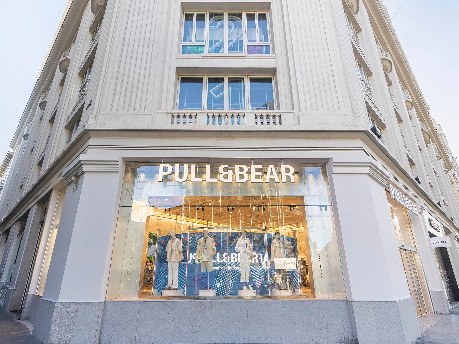 Pull&Bear conquers Madrid’s Gran Vía with its new flagship store