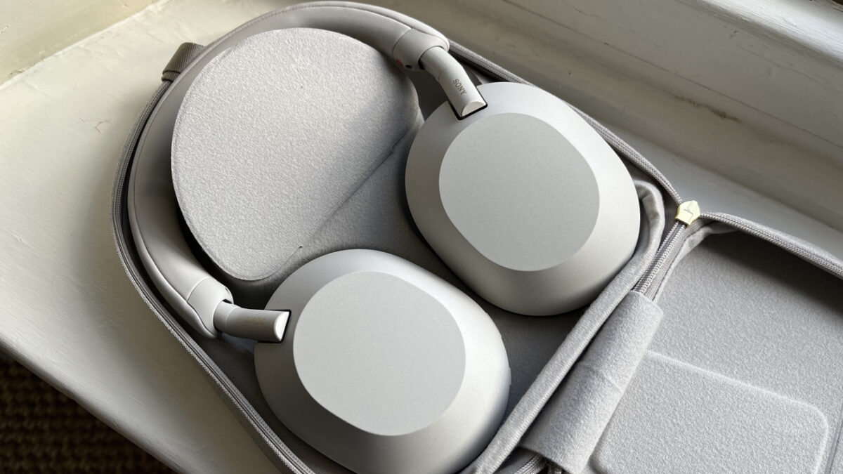 Sony zmienia zasady ze słuchawkami WH-1000XM5