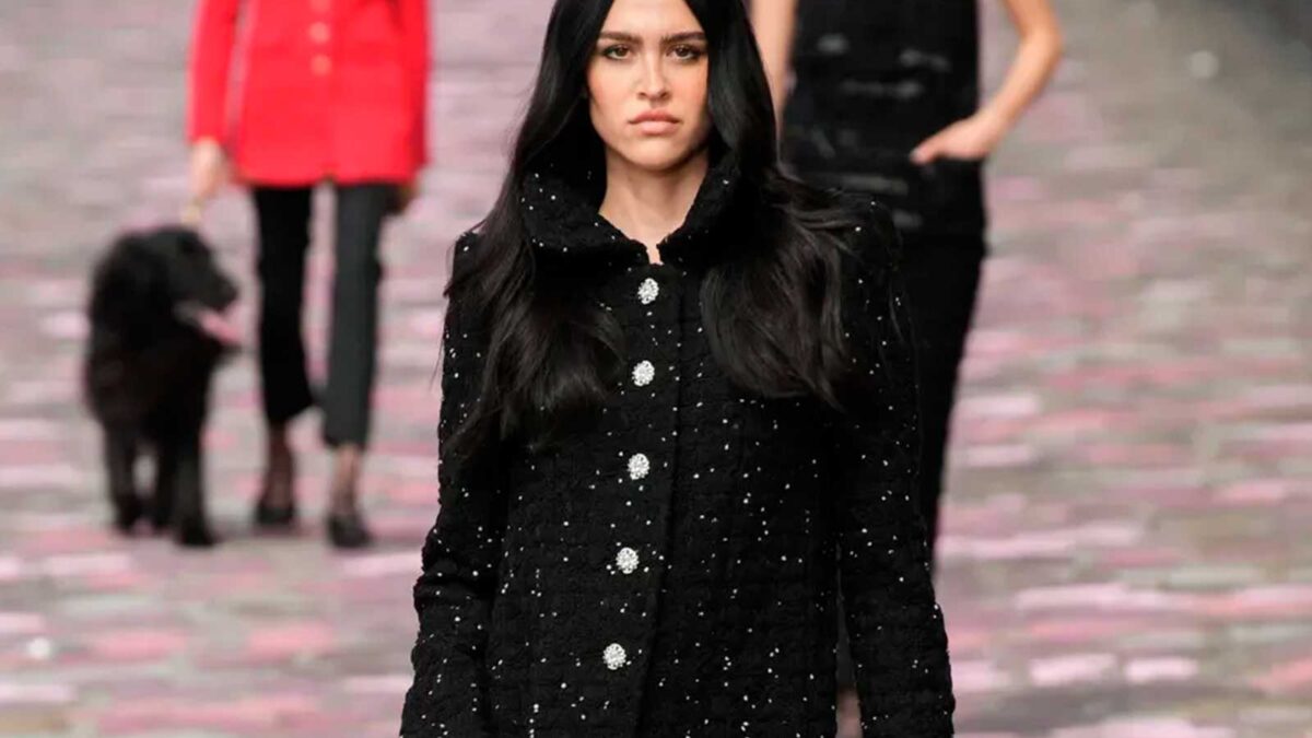 Chanel once again redefines the boundaries of haute couture - HIGHXTAR.