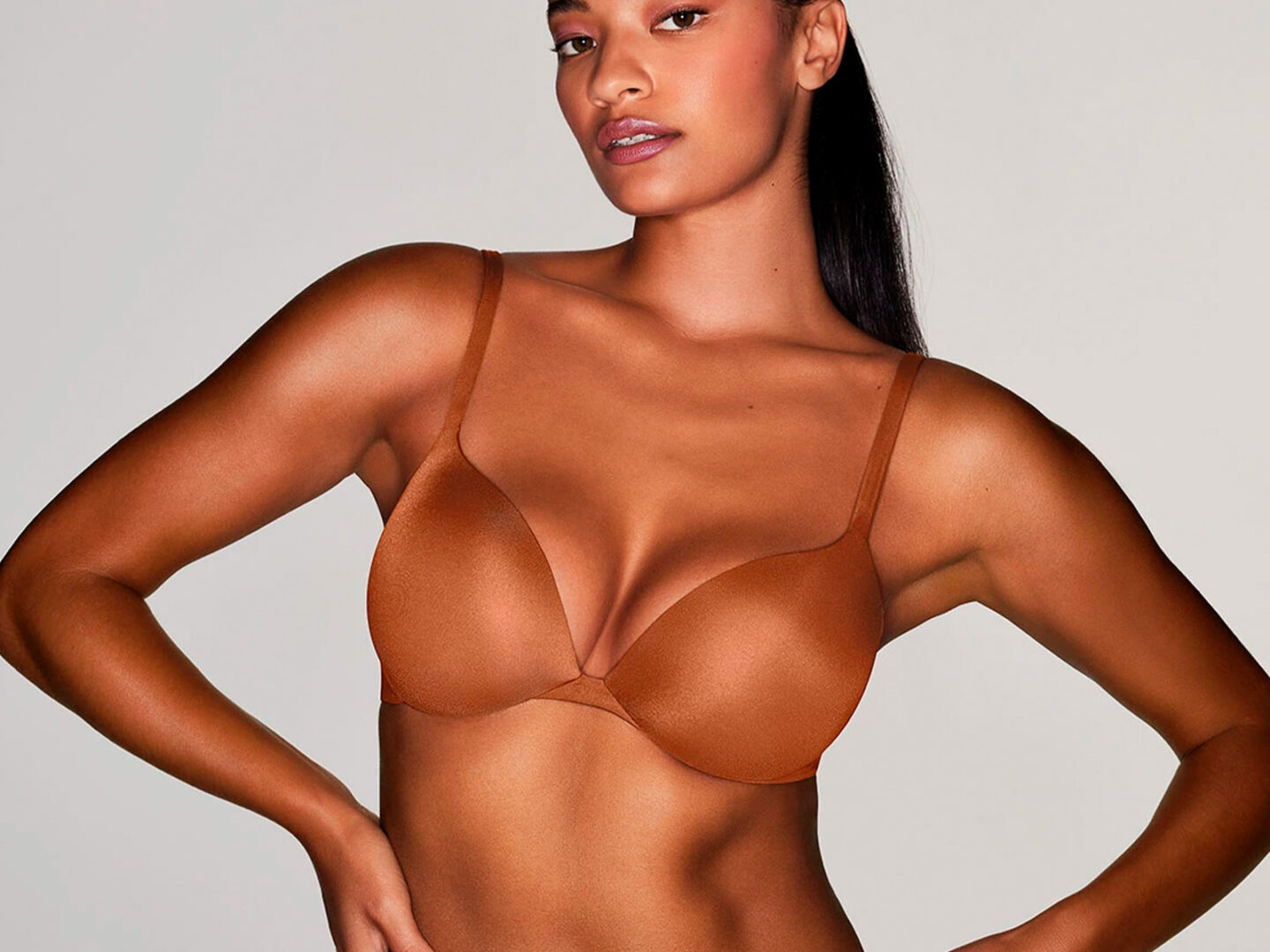 SKIMS de Kim Kardashian lanza su «No boob job bra» 