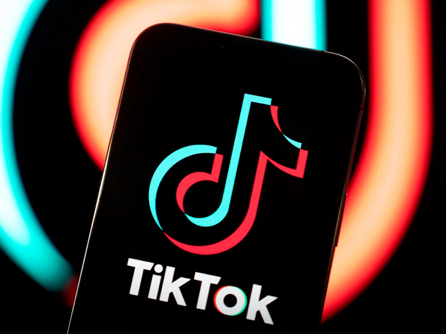 Nueva York prohíbe TikTok en dispositivos gubernamentales por preocupaciones de seguridad