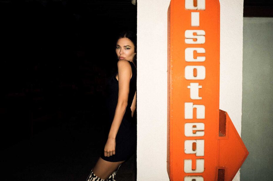 Nina Kraviz te dejará «Bailando» con su último lanzamiento