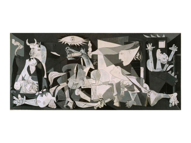 Reina Sofía allows photographing Guernica after 30 years