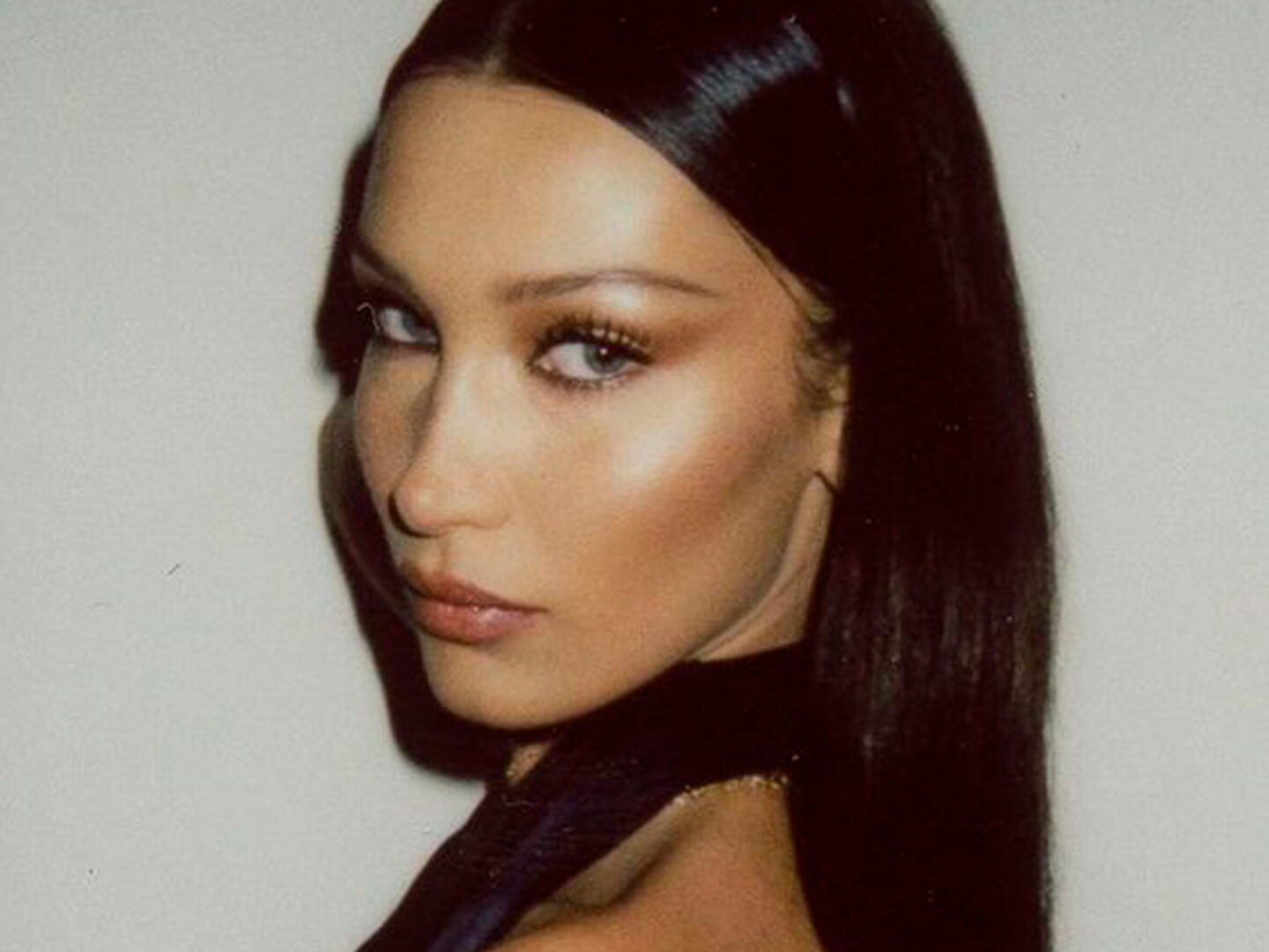 Bella Hadid breaks her silence on the Israeli-Palestinian conflict with an emotional manifesto