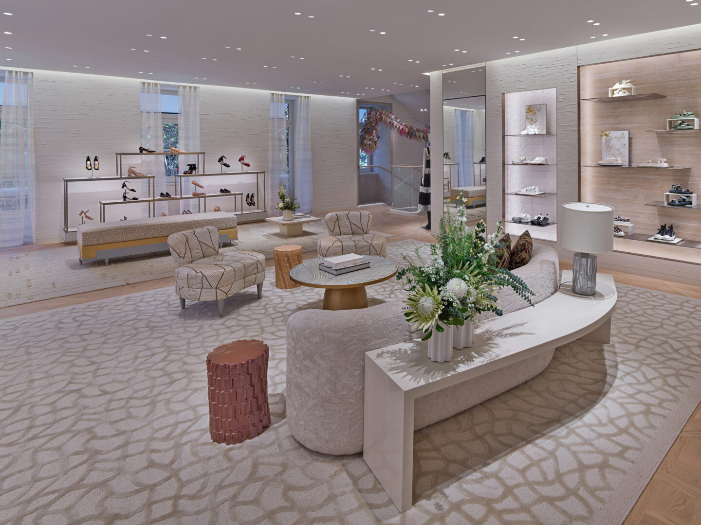 Dior inaugura primeira loja própria em Portugal no Edifício