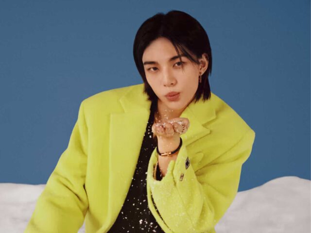 El icono de K-pop Hyunjin protagoniza la campaña Holiday 2023 de Versace