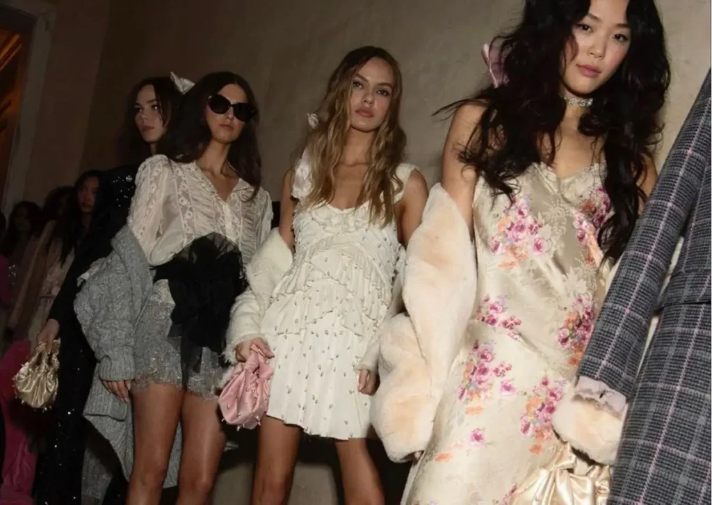 What is the 'coquette' trend? - HIGHXTAR.