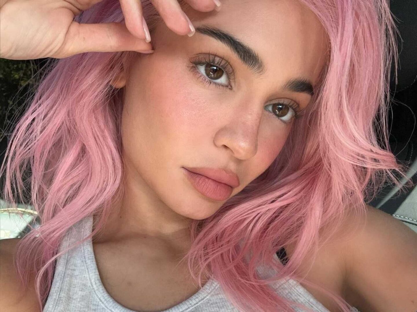 Kylie Jenner dispara las búsquedas de ‘tinte de cabello rosa’