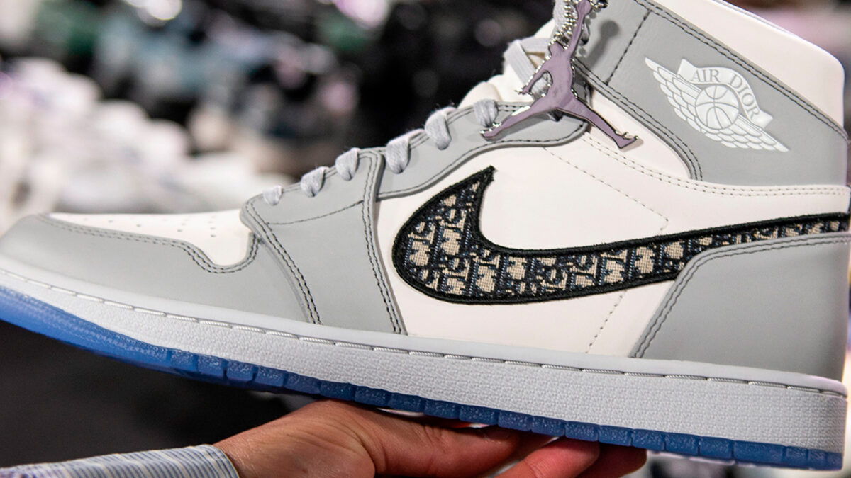 Man spends $20,000 on Air Jordans that turn out to be fakes - HIGHXTAR.