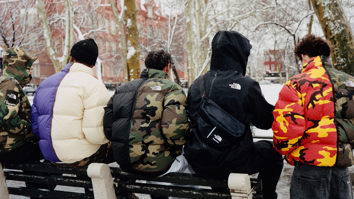 Mochila north face x supreme online