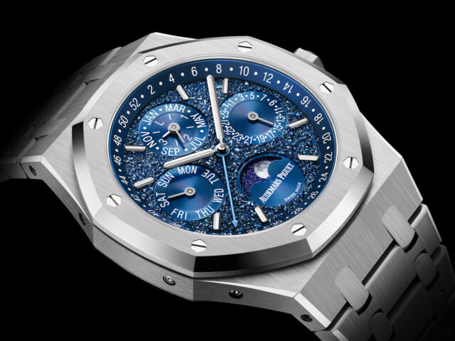 John Mayer expands its watch collection with the exclusive Royal Oak Stellar Perpetual Calendar