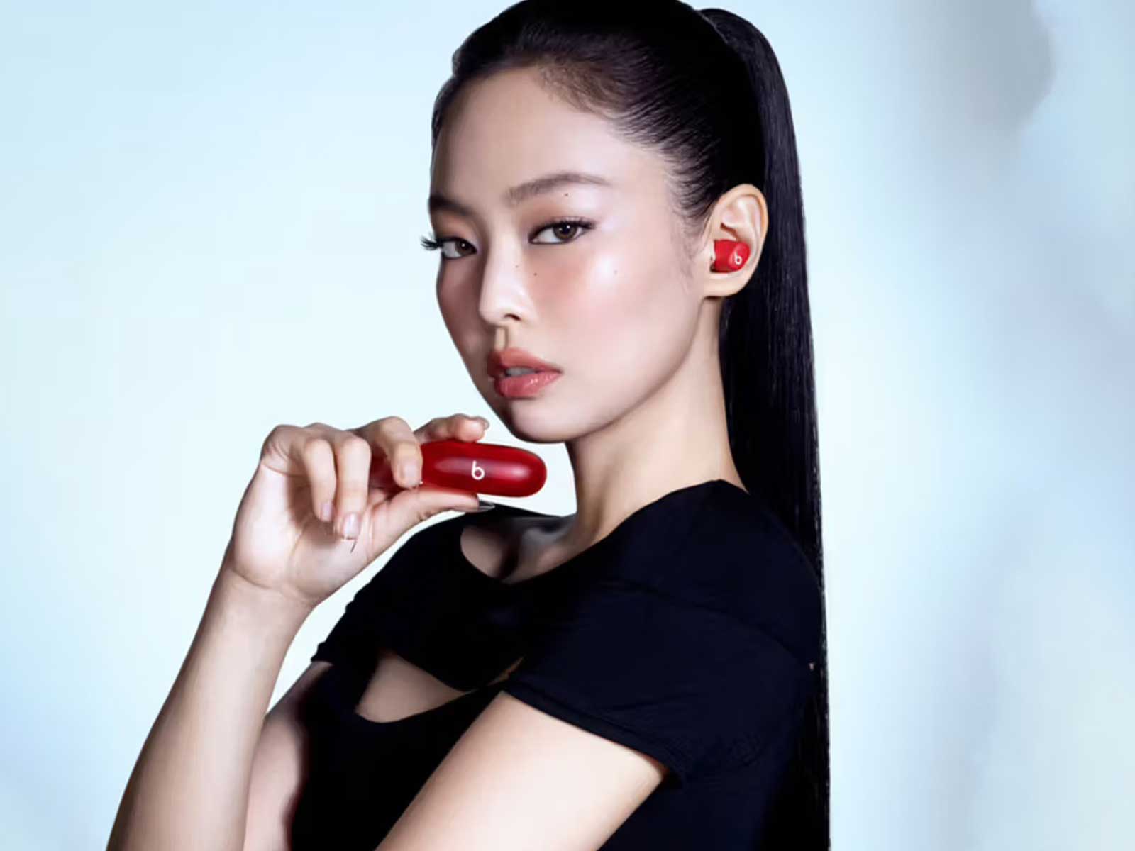 Jennie de BLACKPINK protagoniza la nueva campaña de Beats Solo