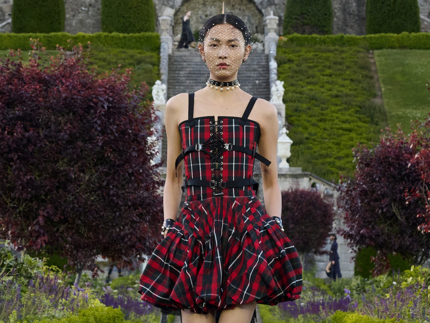 Dior Cruise 2025 reinforces the history between the Maison and Scottish tradition