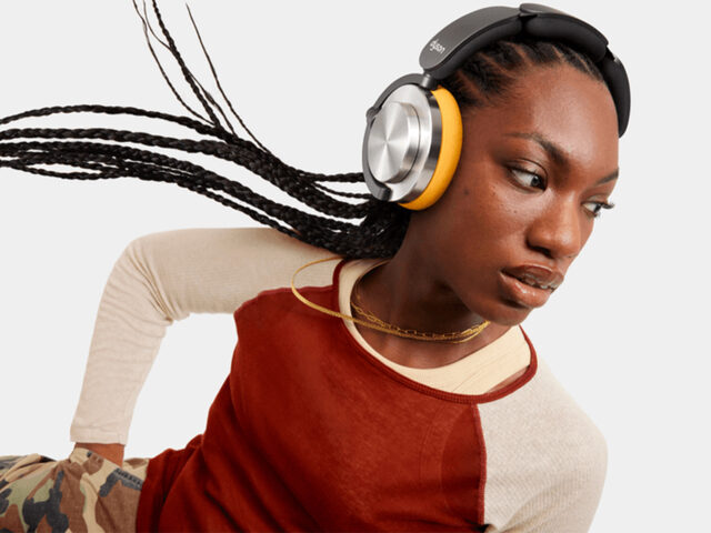 Dyson presenta sus primeros auriculares especializados únicamente en audio
