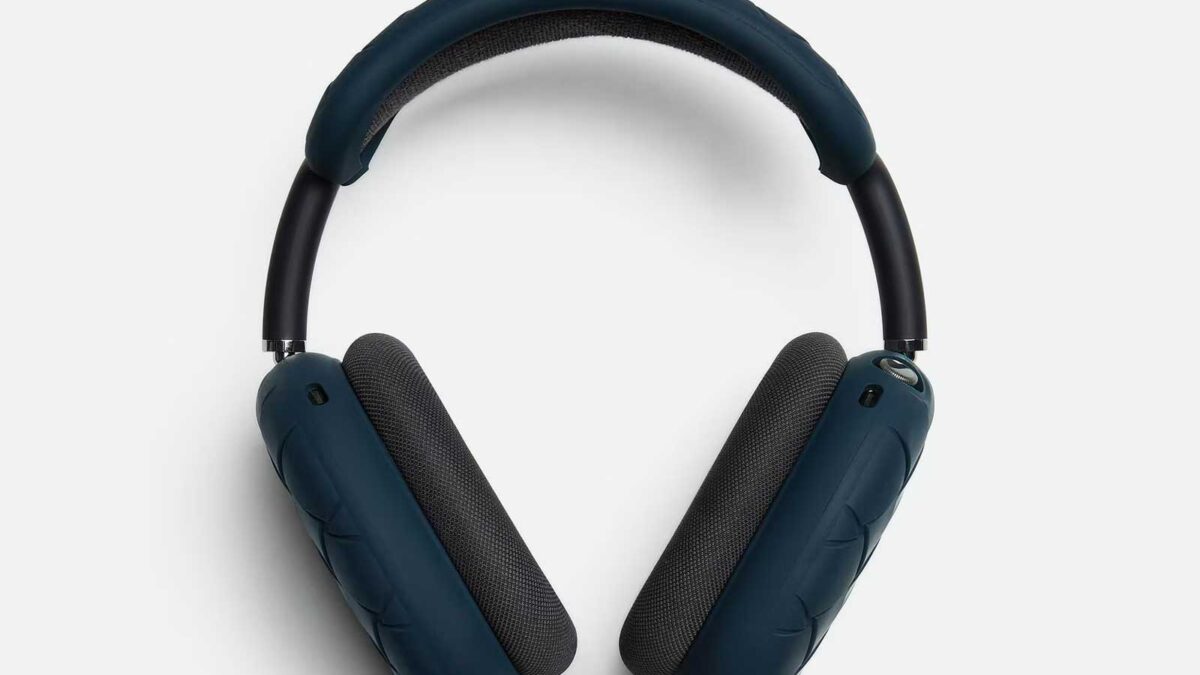 Bottega Veneta AirPods4ネイビー Bottega Veneta Navy AirPods Max Lite Case Bottega Veneta