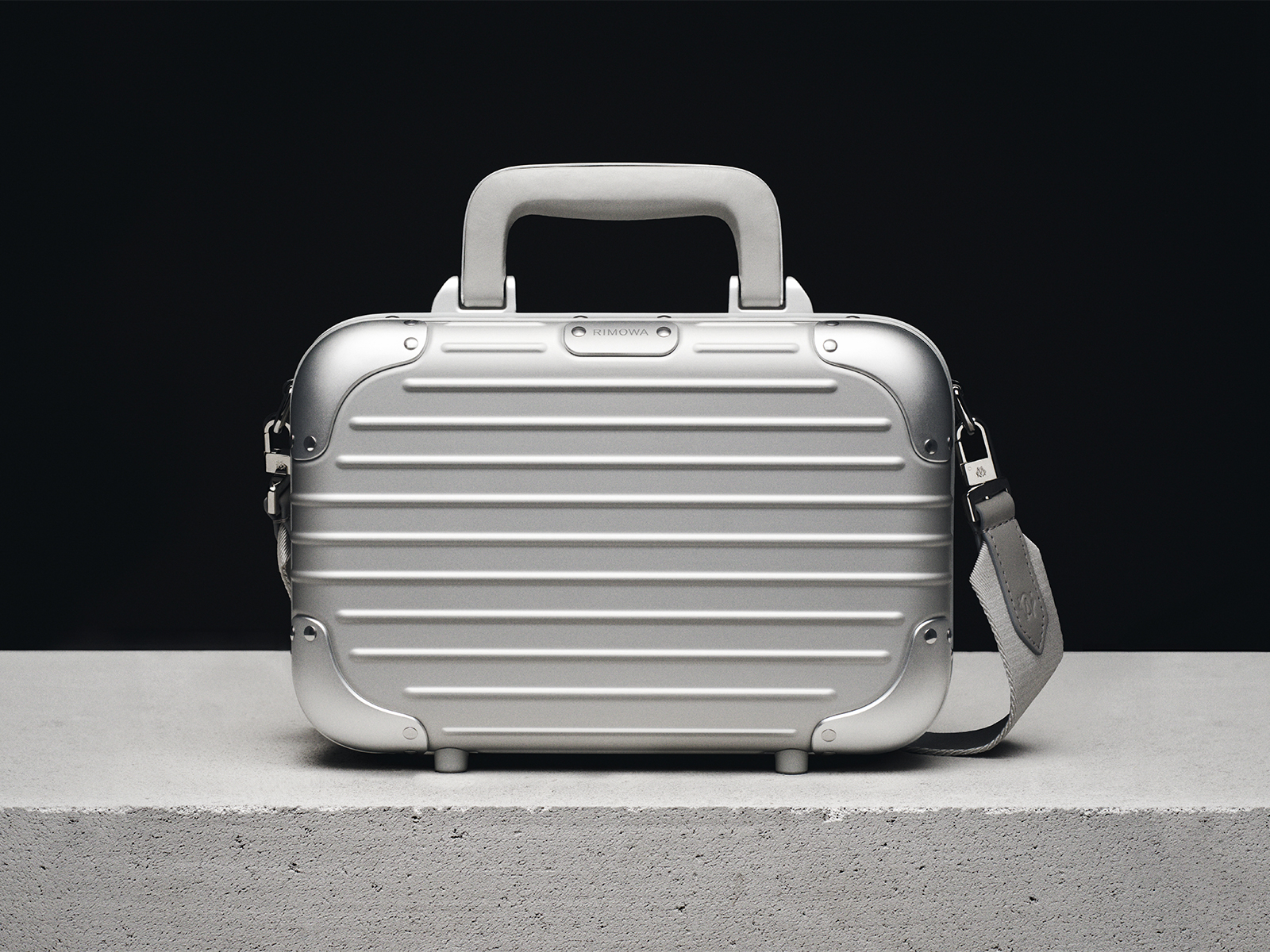 thumb-rimowa-the-original-bag.jpg
