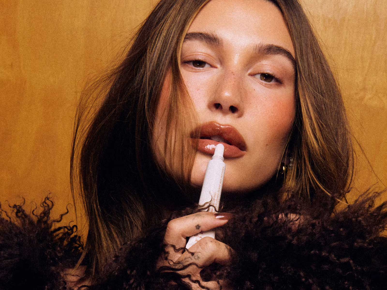 Rhode celebrates Hailey Bieber's birthday with an exclusive lip
