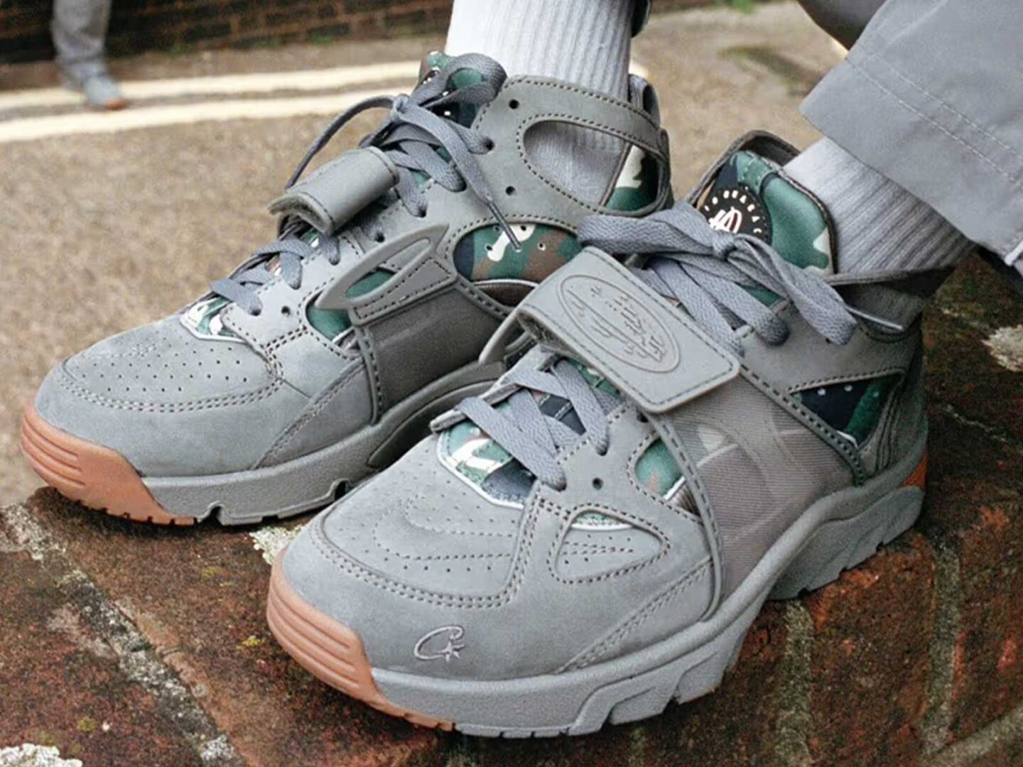 Ya están disponible las Nike Air Trainer Huarache x Corteiz