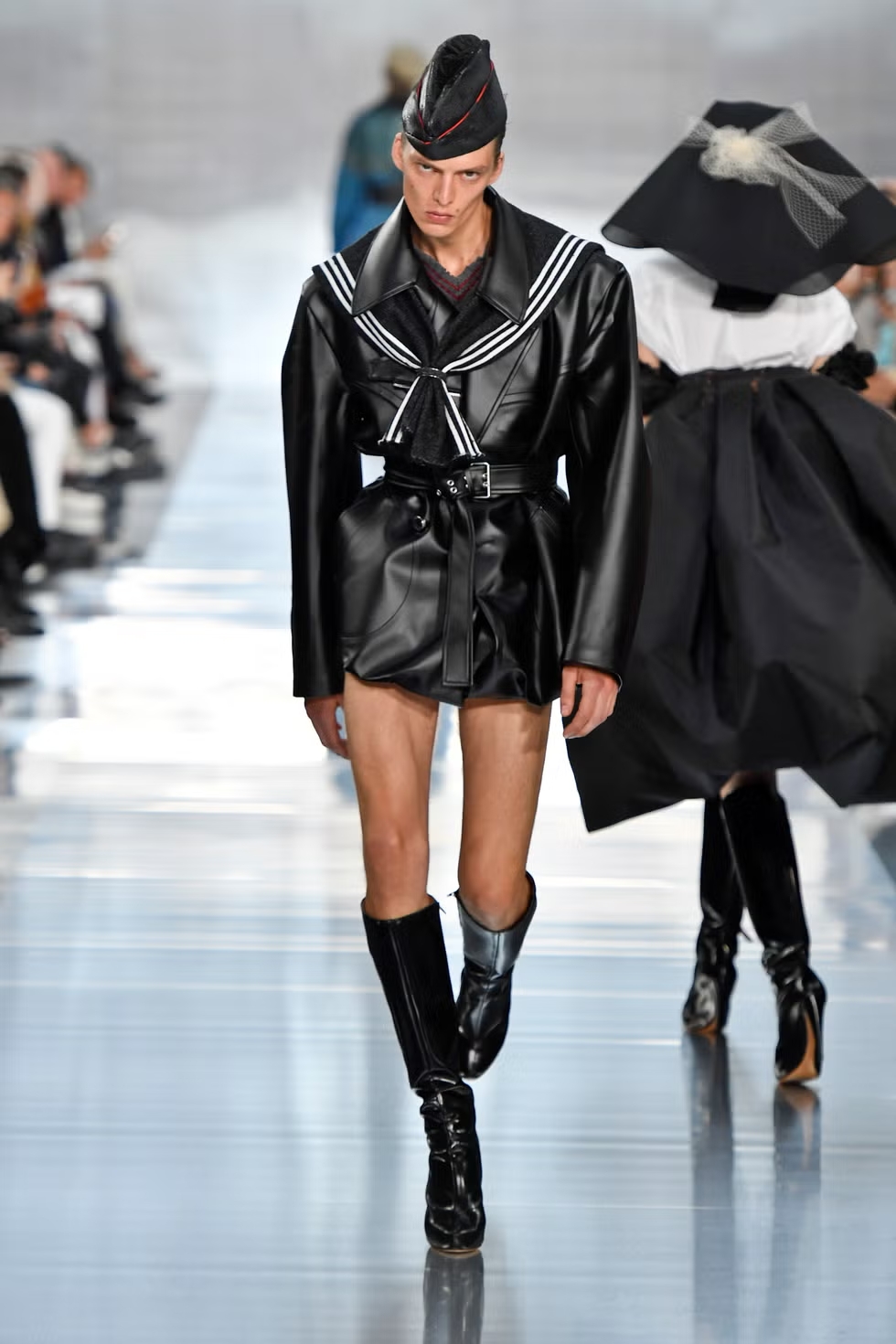 Una Retrospectiva De John Galliano En Maison Margiela Highxtar