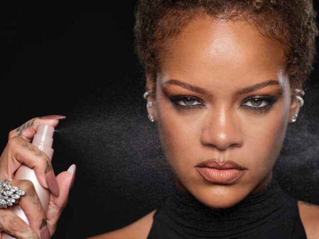 Fenty Beauty lanza «You» Mist: el spray fijador que necesitas