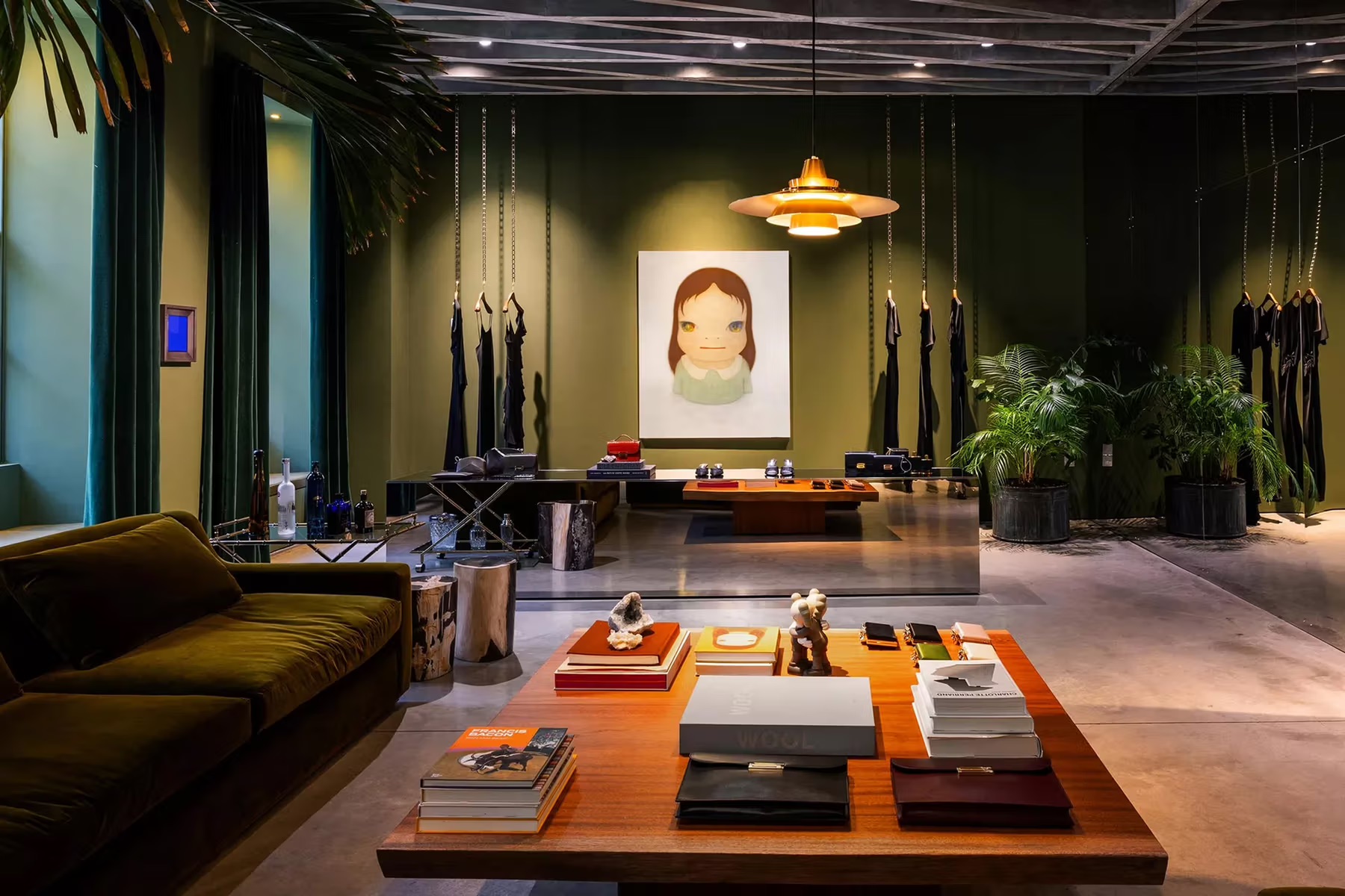 Victoria Beckham opens new art show with Sotheby's - HIGHXTAR.