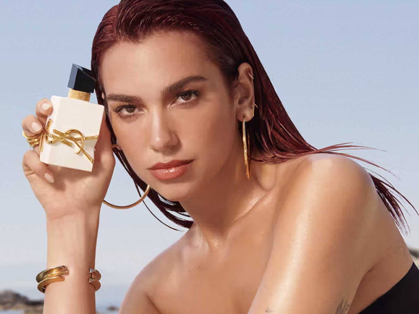 Dua Lipa y YSL Beauty celebran la libertad en su nueva fragancia