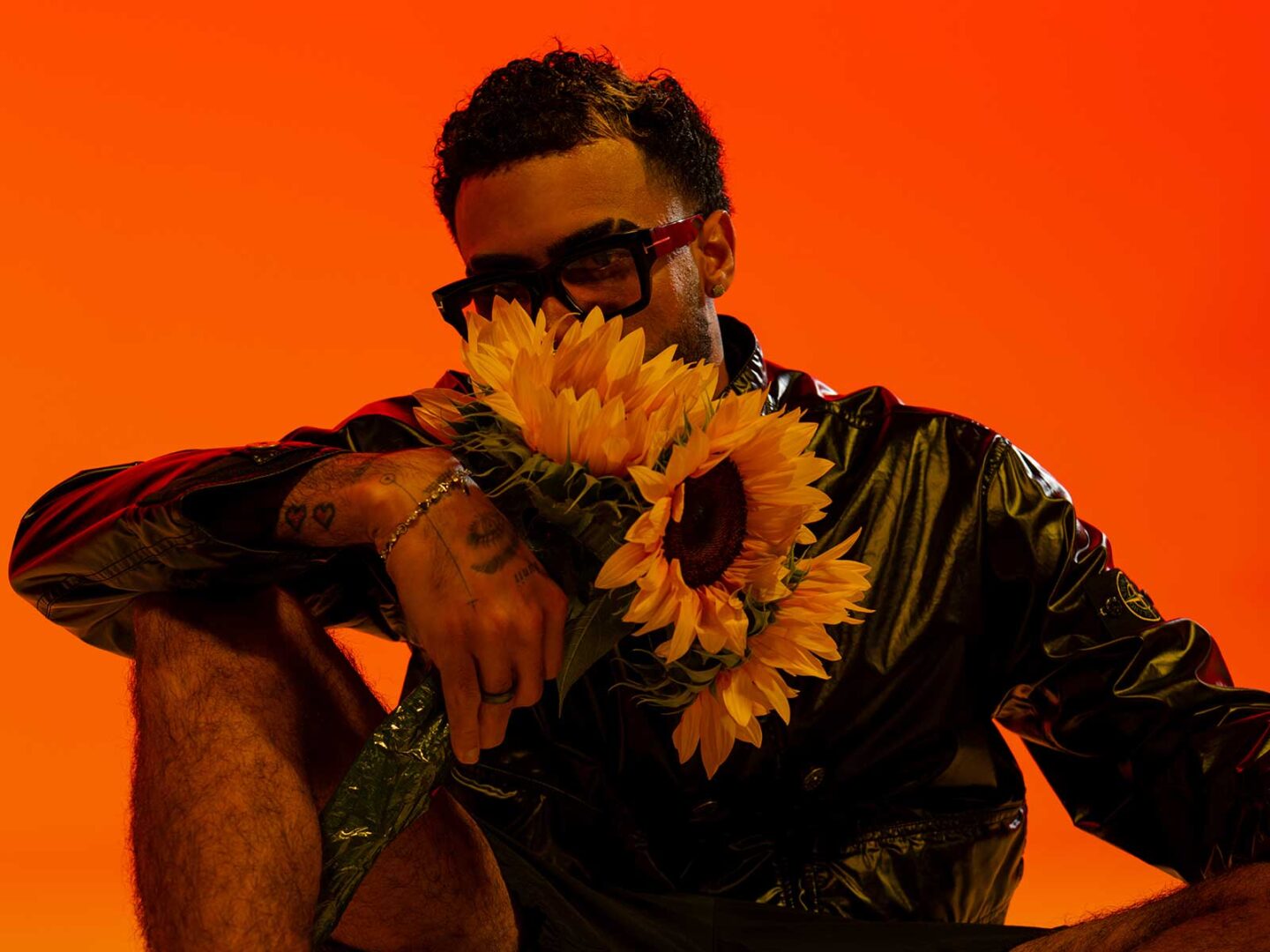 Jay Wheeler conquers the charts and TikTok with his new album “Sunflowers”
