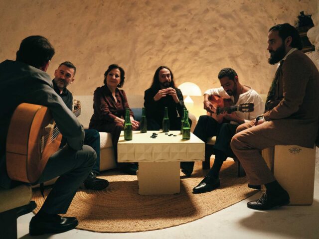 Cervezas Alhambra celebra sus 100 años con ‘Sosegá’: un nuevo palo flamenco creado junto a grandes figuras del flamenco