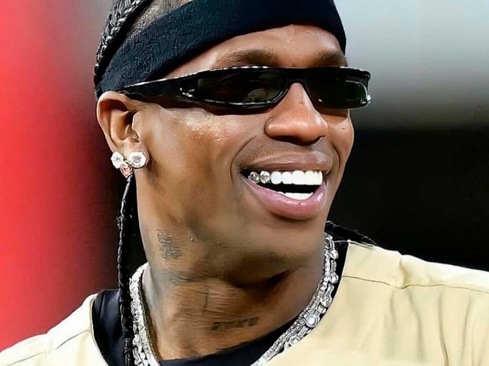 Travis Scott stars on Barça's jersey against Real Madrid - HIGHXTAR.